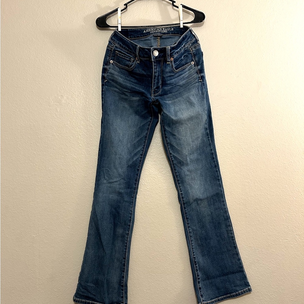 American Eagle Stretch Bootcut Jeans – Size 6 – Soft & Comfy